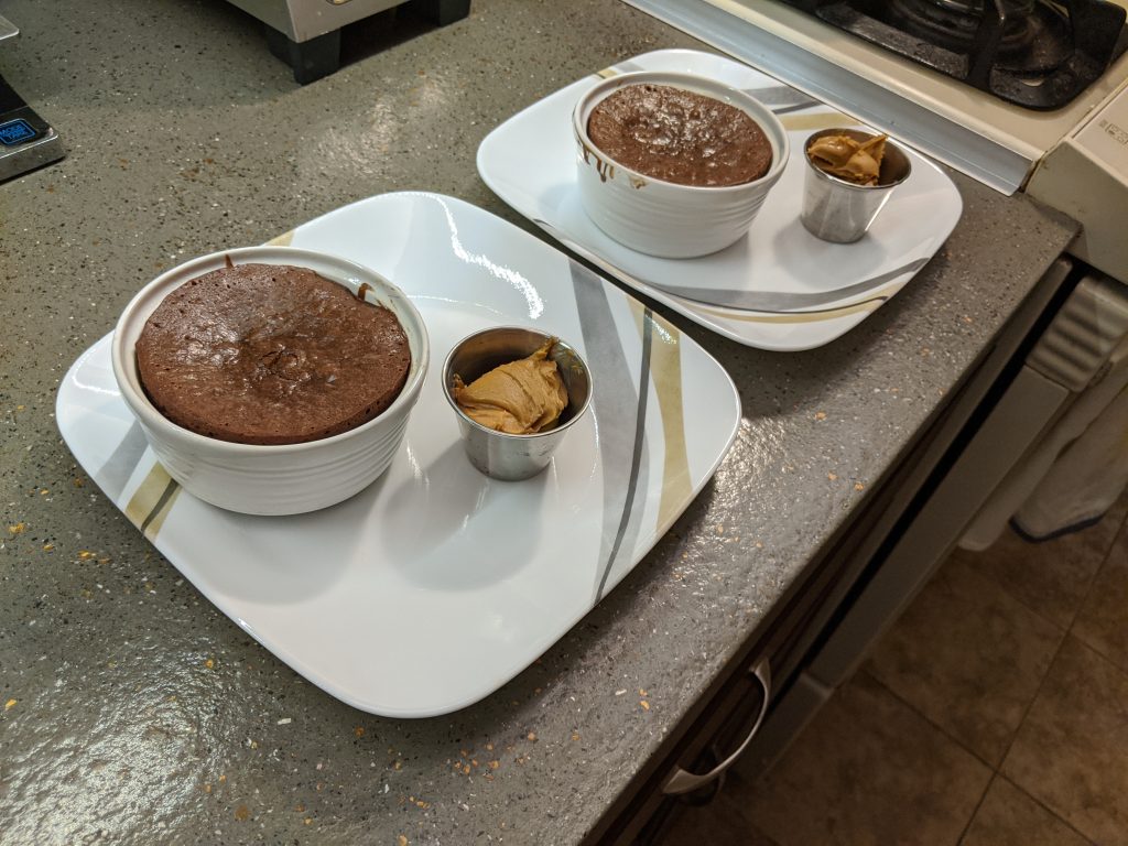 melting chocolate cake made at home