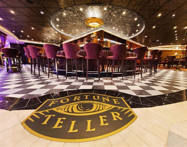 Carnivals Fortune Teller Bar
