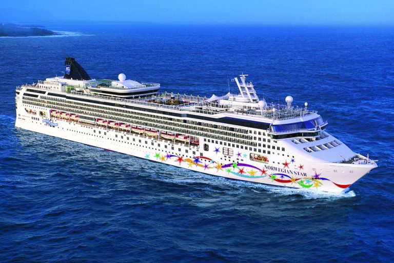 Norwegian Star cruise ship