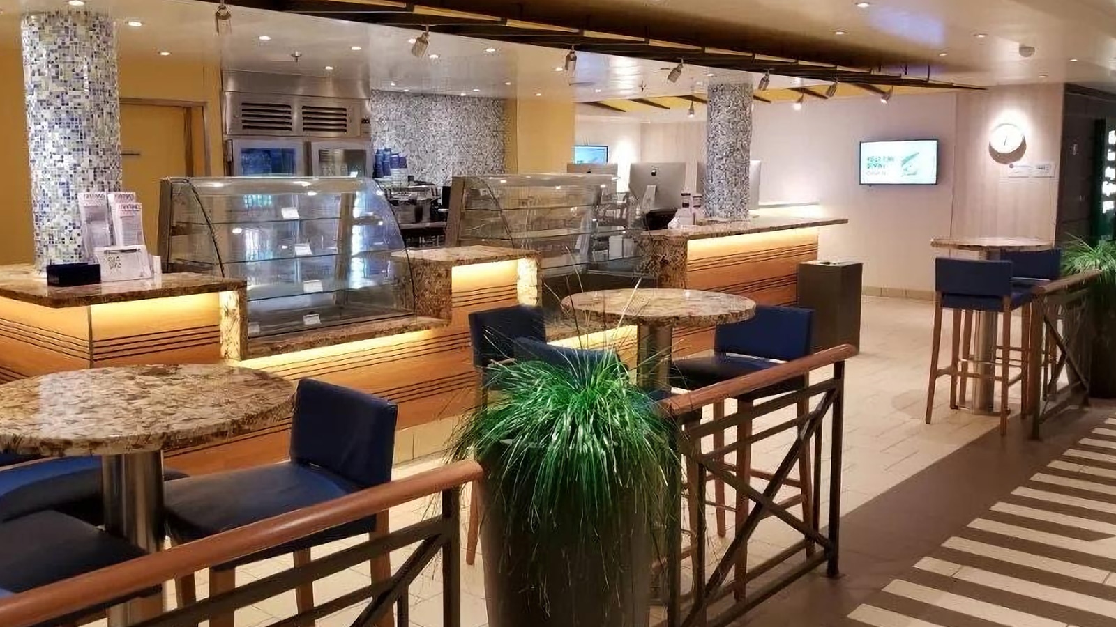 JavaBlue Cafe on the Carnival Splendor