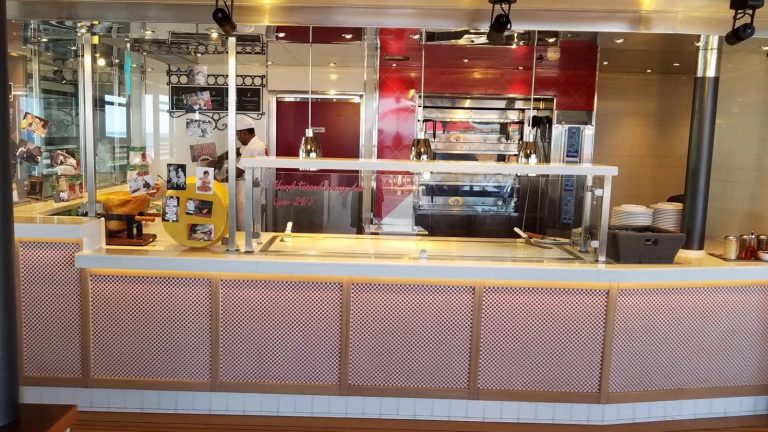 Pizzeria del Capitano on the Carnival Breeze