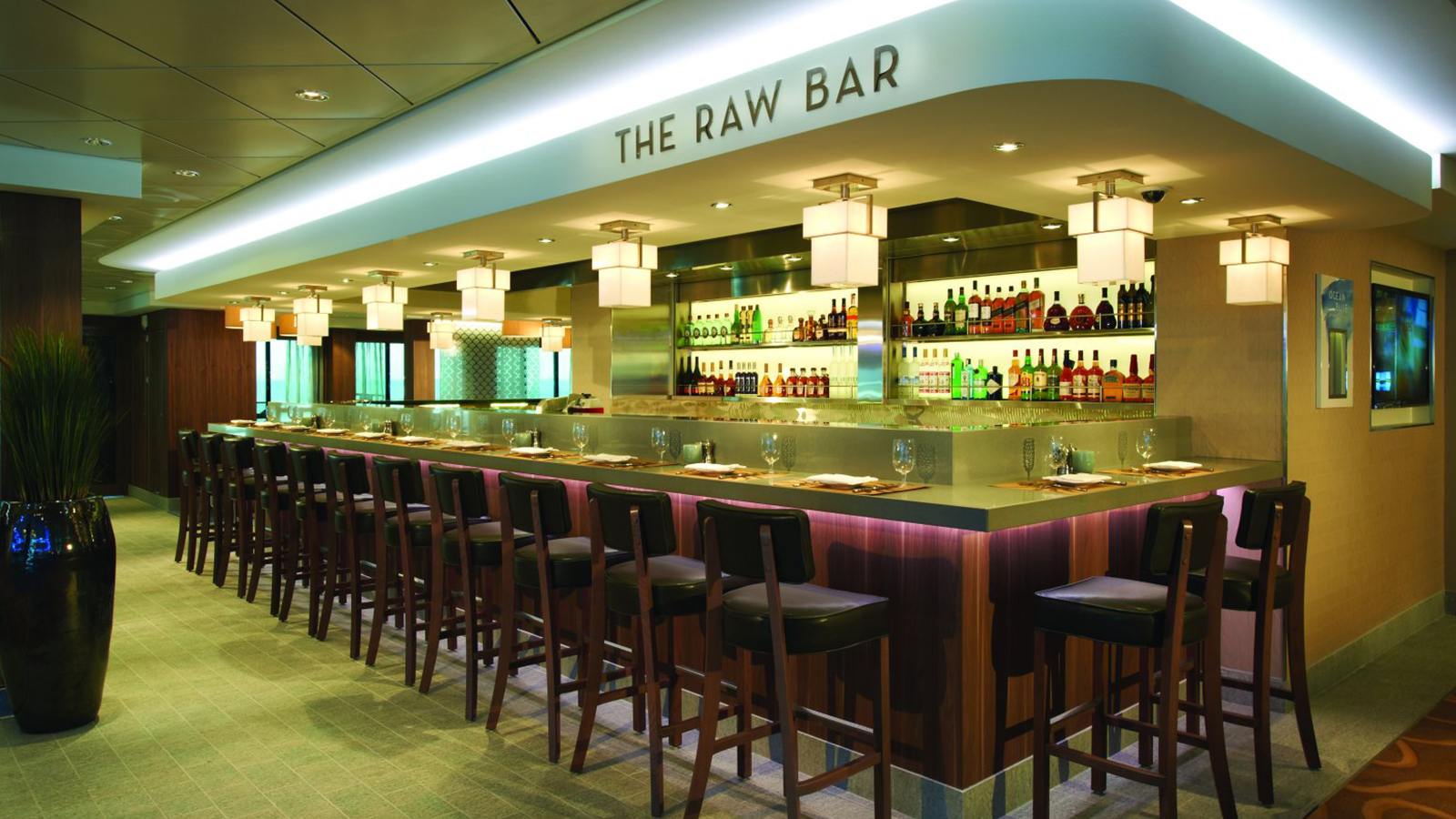 The Raw Bar on the Norwegian Getaway