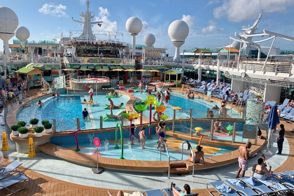 navigator of the seas main pool