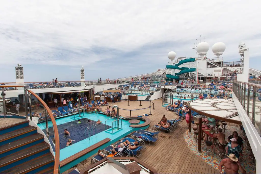 Lido Pool on the Carnival Valor