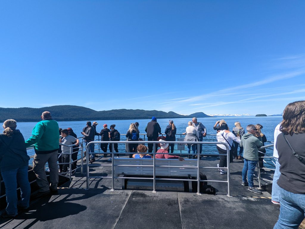 juneau whale watching trip