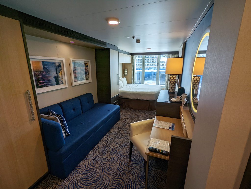 Royal Caribbean Ovation of the Seas Cabin 7122