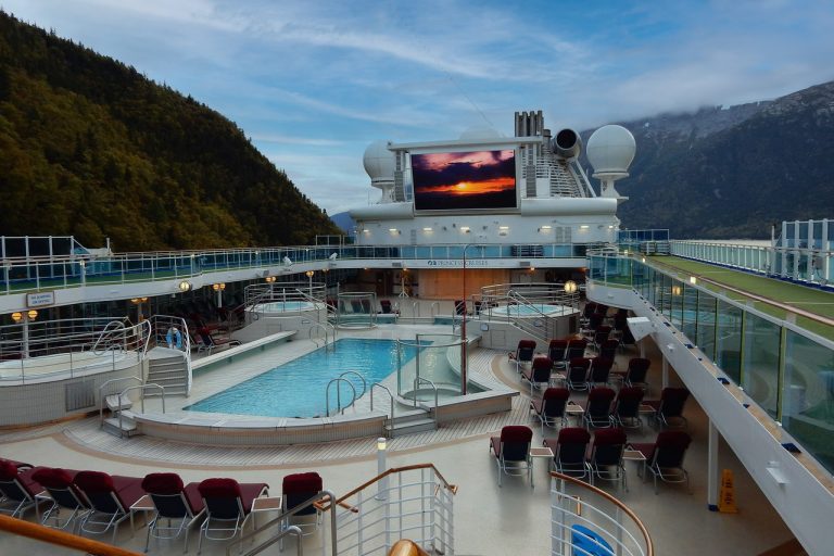 The main pool on the Coral Princess