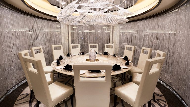 Chefs Table Lumiere on the Princess Cruises Enchanted Princess