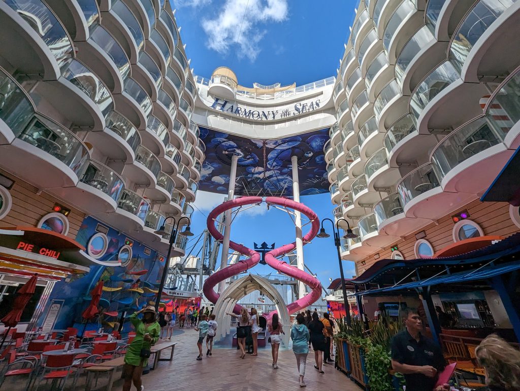 harmony of the seas boardwalk