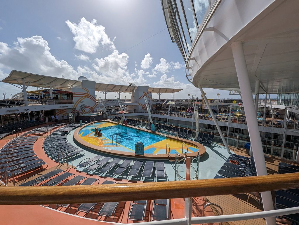 pool on harmony of the seas