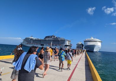 costa maya pier with 4 cruise ships