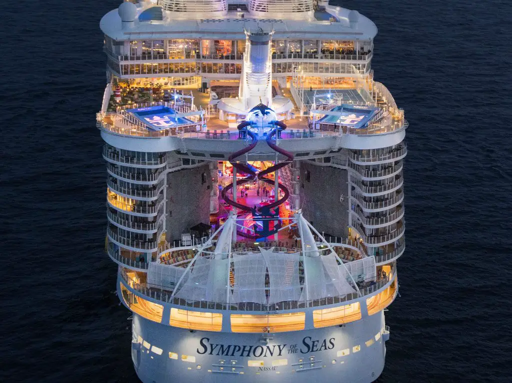 ultimate abyss on symphony of the seas rear area