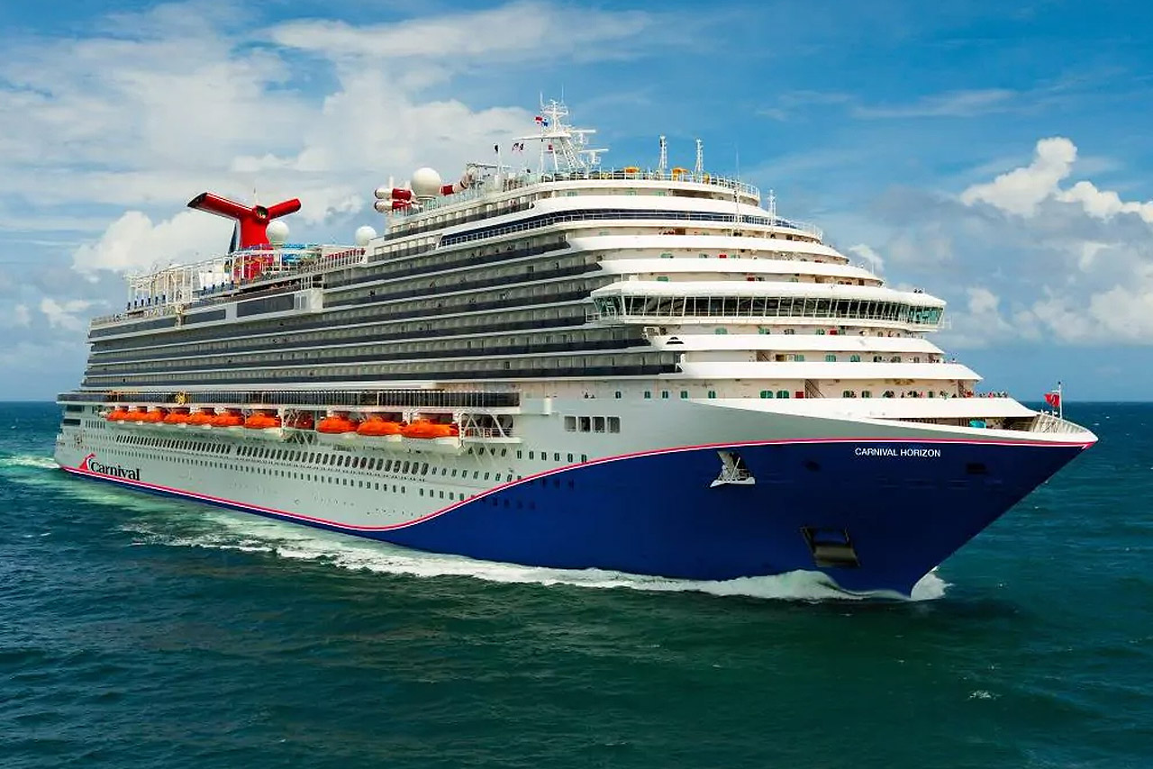 Carnival Horizon cruise ship