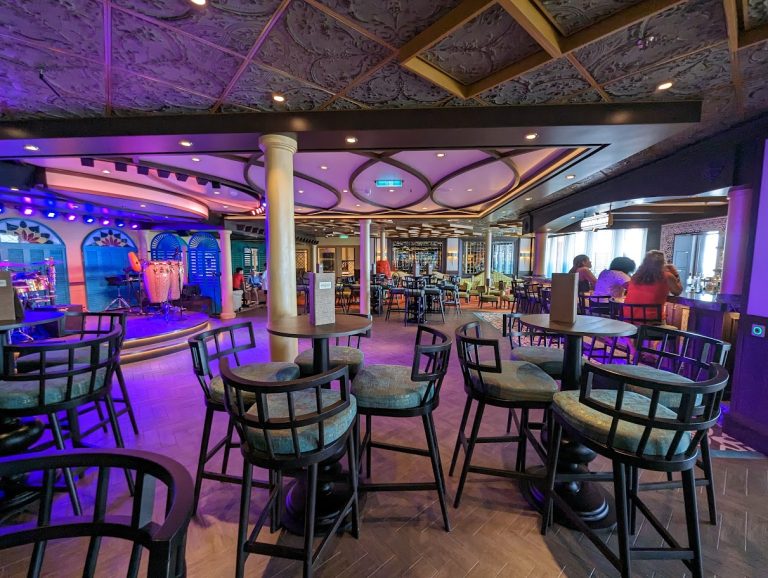 Carnivals Havana Bar
