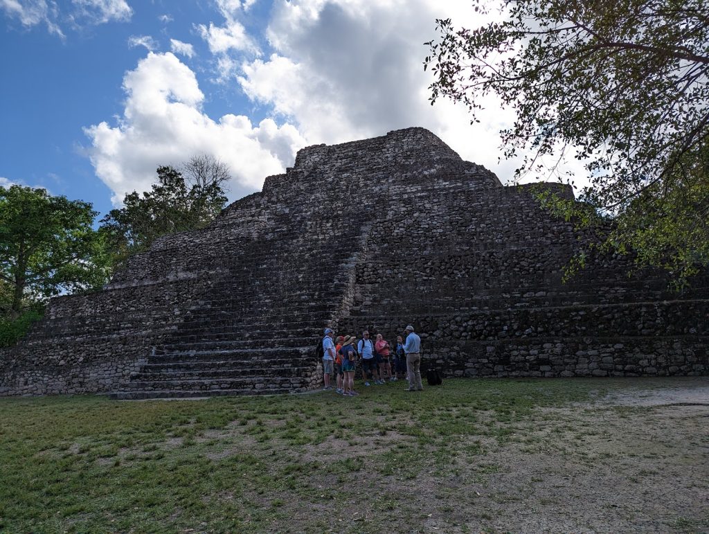 chacchoben temple