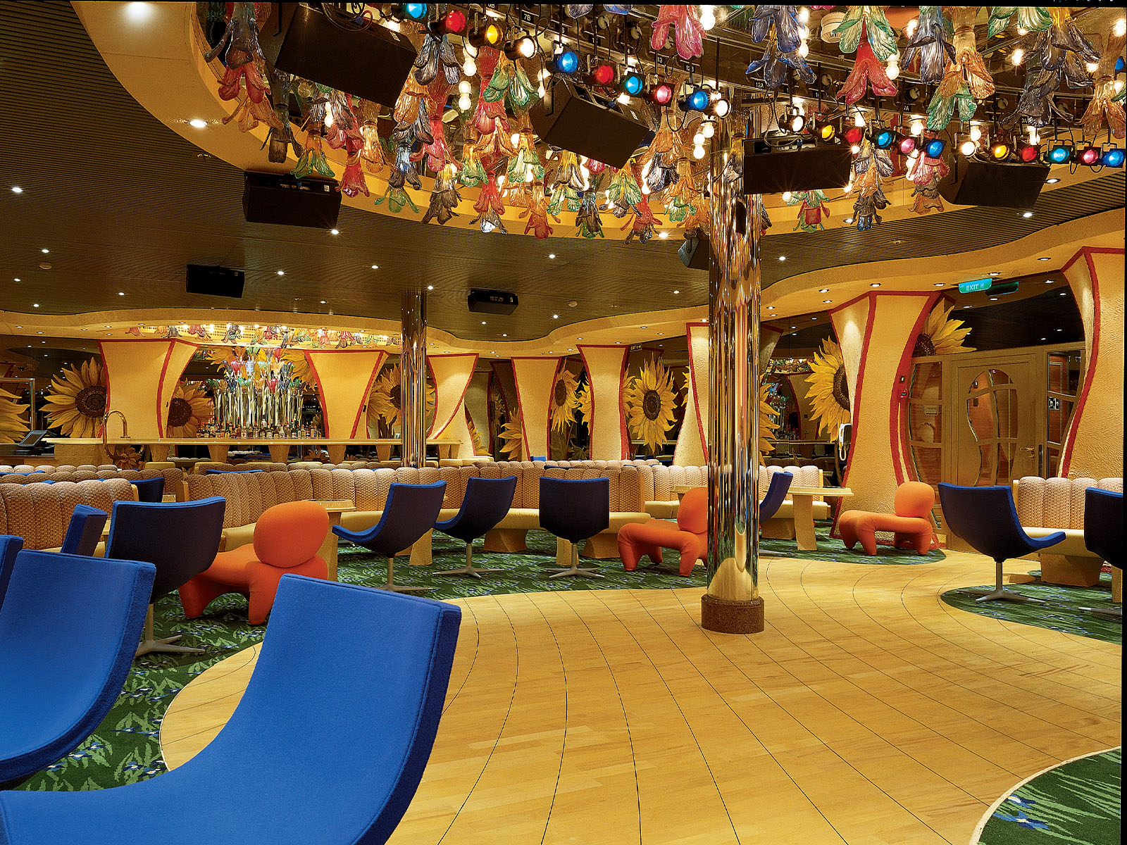 Vincent's on the Carnival Conquest