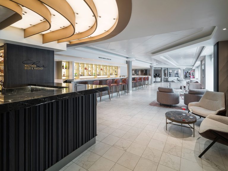 Maltings Beer & Whiskey Bar on the Norwegian Gem