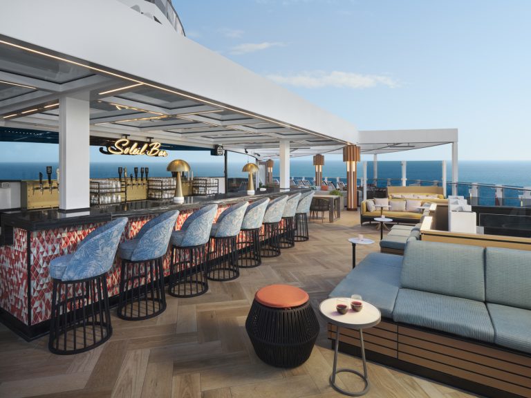 Norwegians Soleil Bar