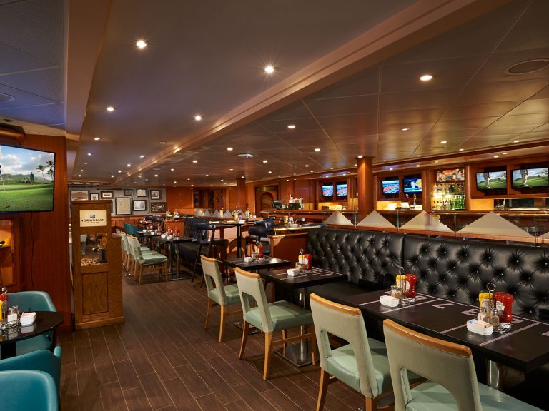 Sports Bar on the Norwegian Sun