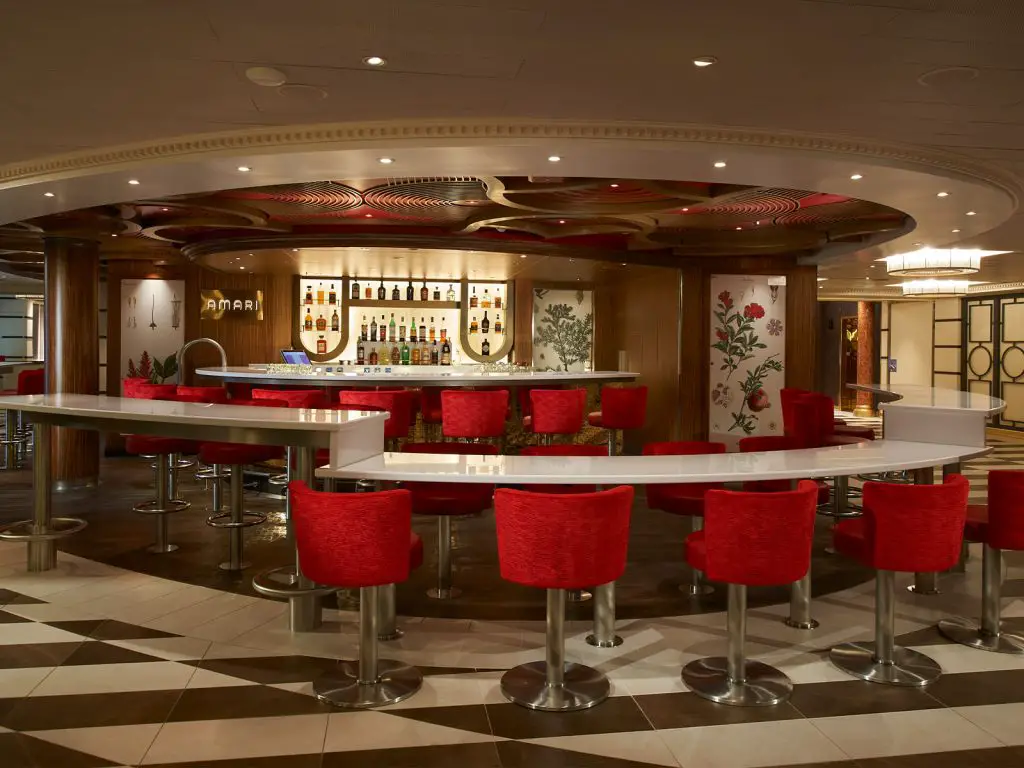 amari bar on carnival venezia