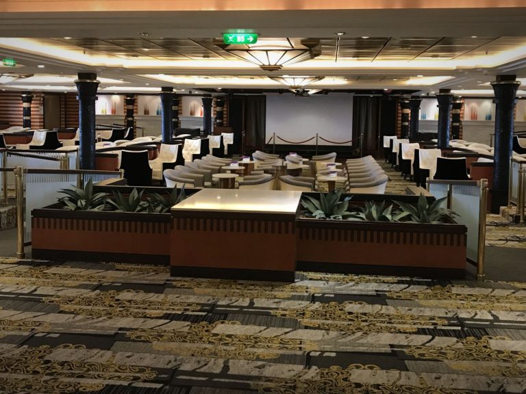 Royal Caribbeans Star Lounge
