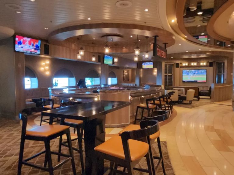 Royal Caribbeans The Tavern