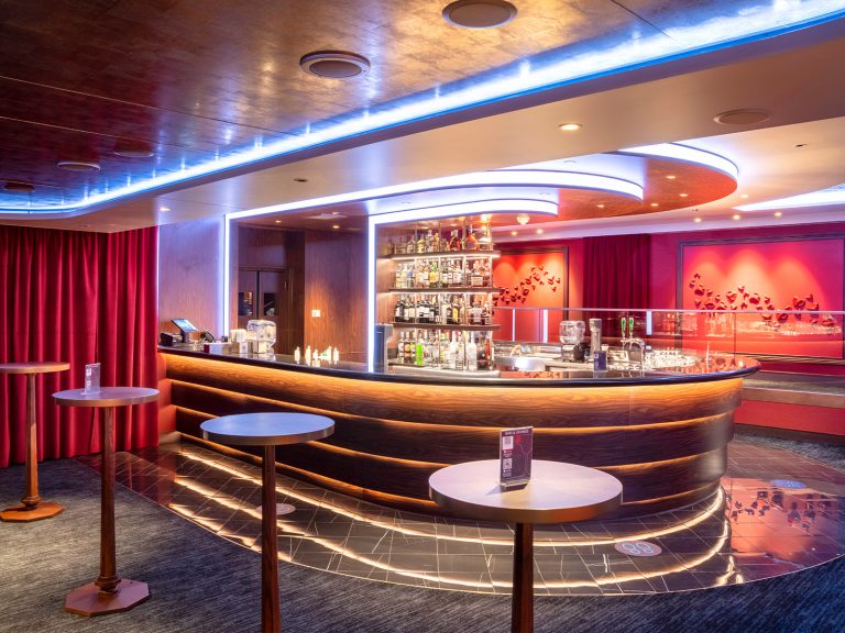 MSCs Le Cabaret Rouge