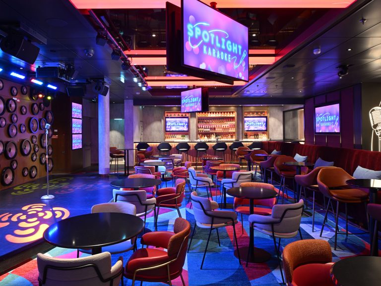 Royal Caribbeans Spotlight Karaoke