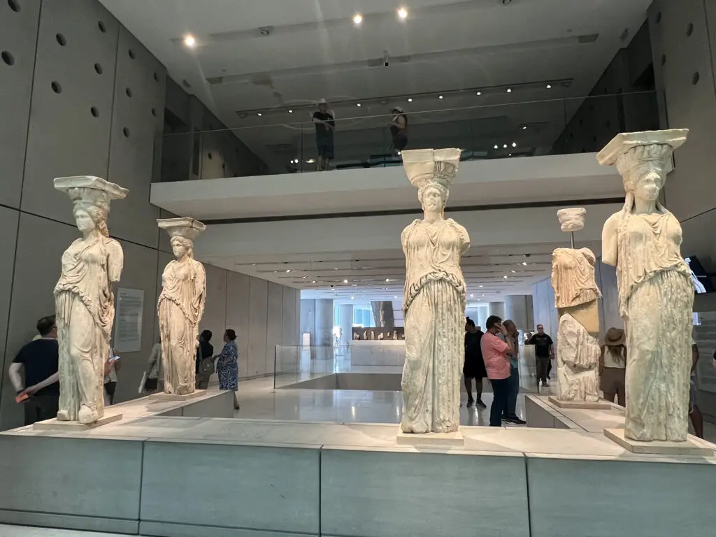 acropolis statues