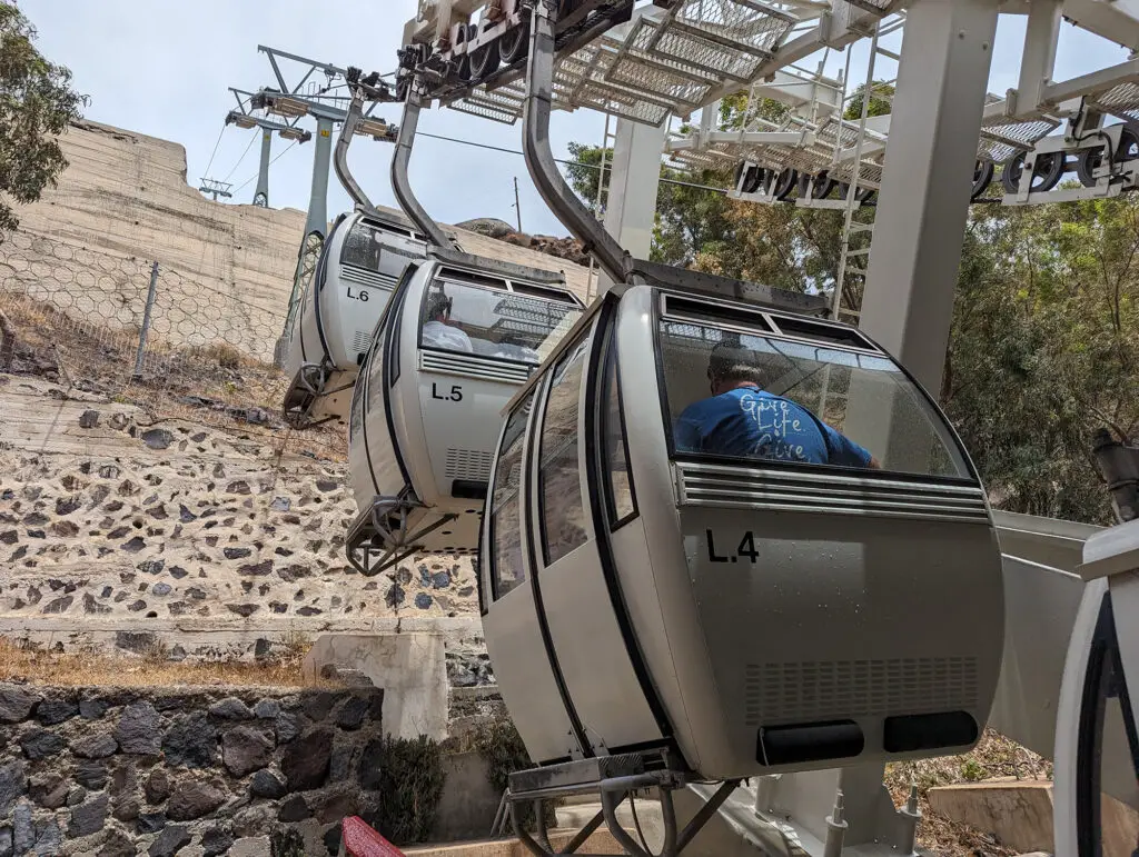 santorini cable car