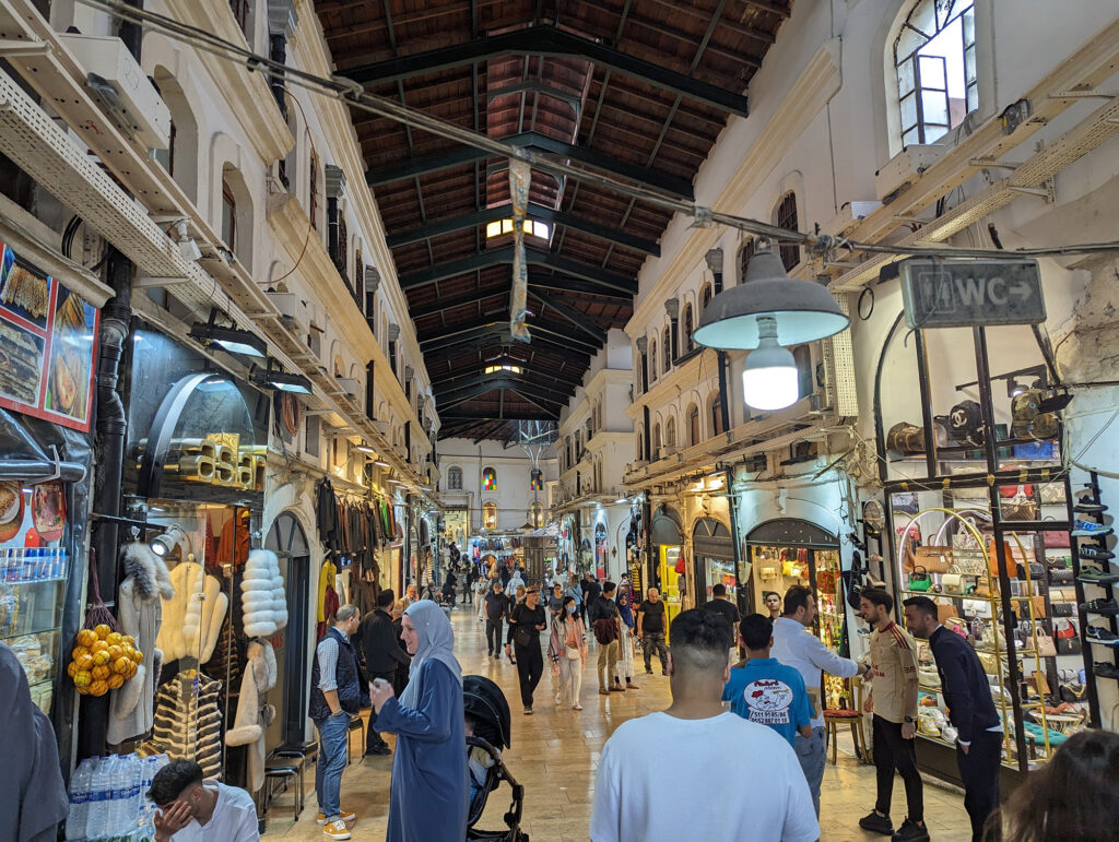 instanbul grand bazaar entrance