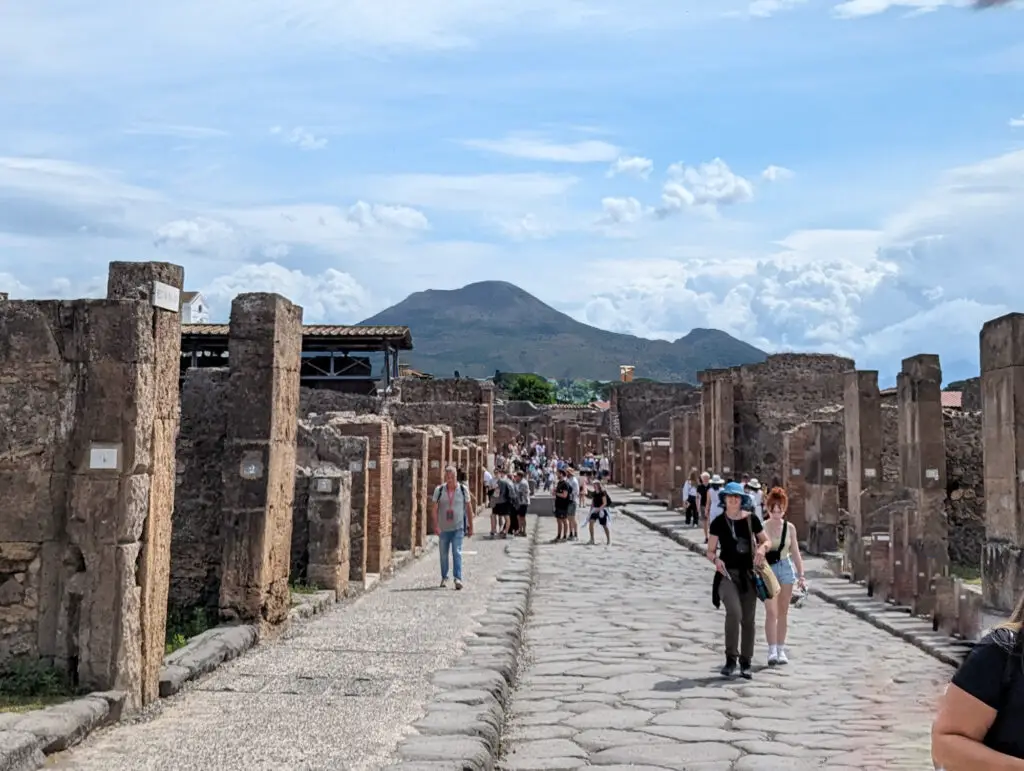 my vesuvius over pompeii street