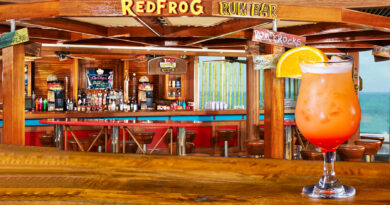 carnival redfrog bar with rum runner drink