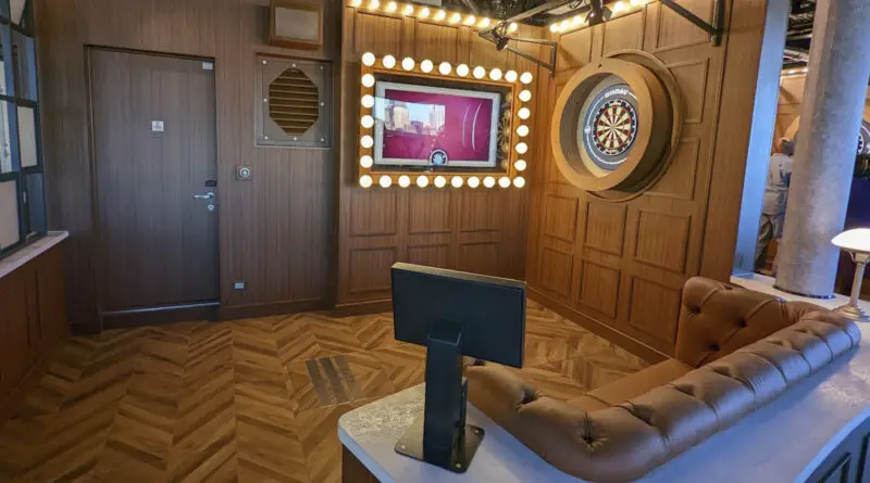 norwegian viva bull's eye dart lounge