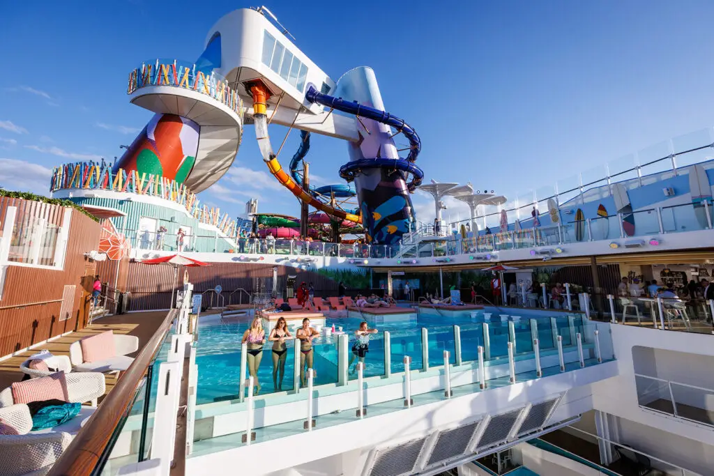 the hideaway pool on icon of the seas