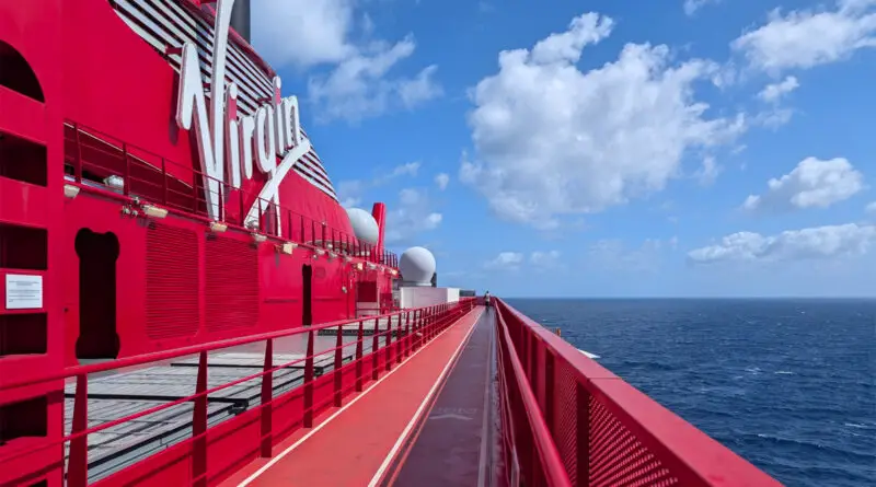 valiant lady running track over ocean