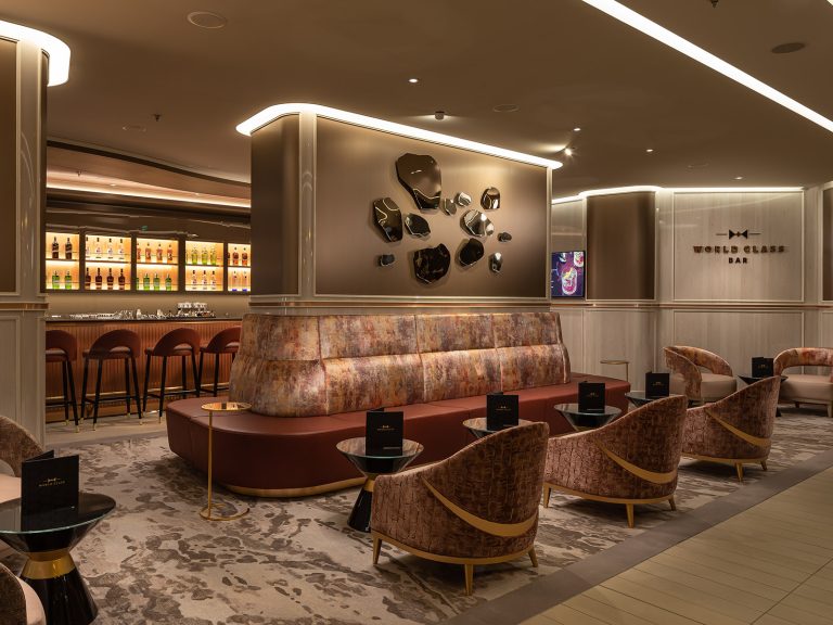 Celebritys World Class Bar