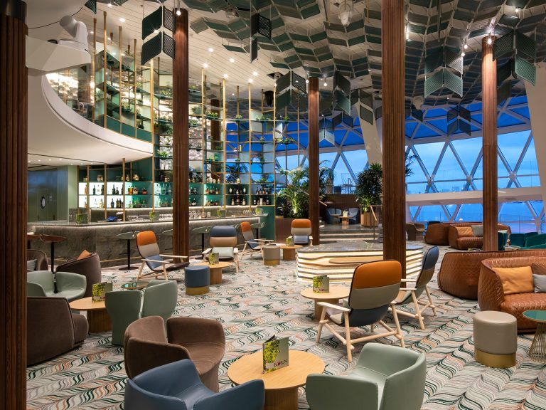 Celebritys Eden Bar