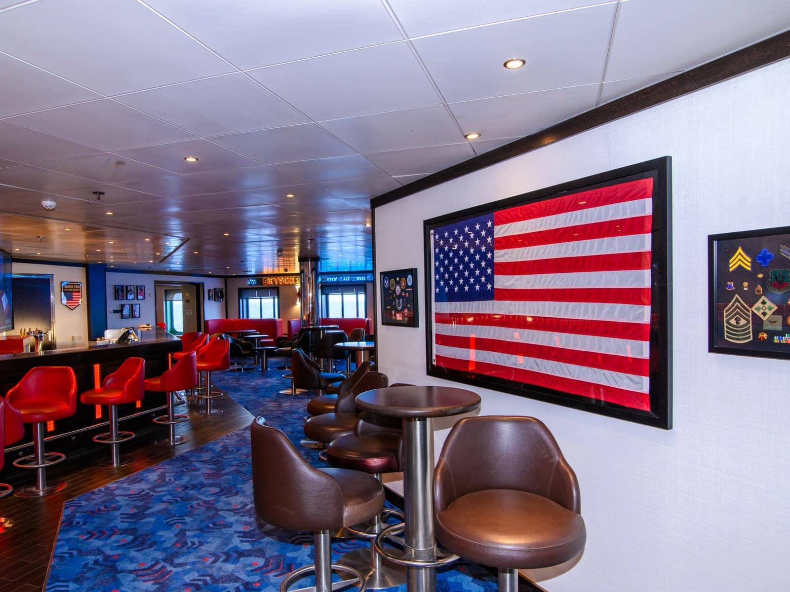 Heroes Tribute Bar on the Miracle