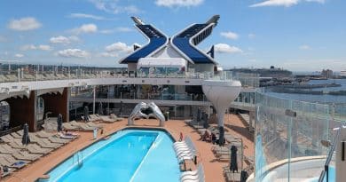 celebrity apex pool deck