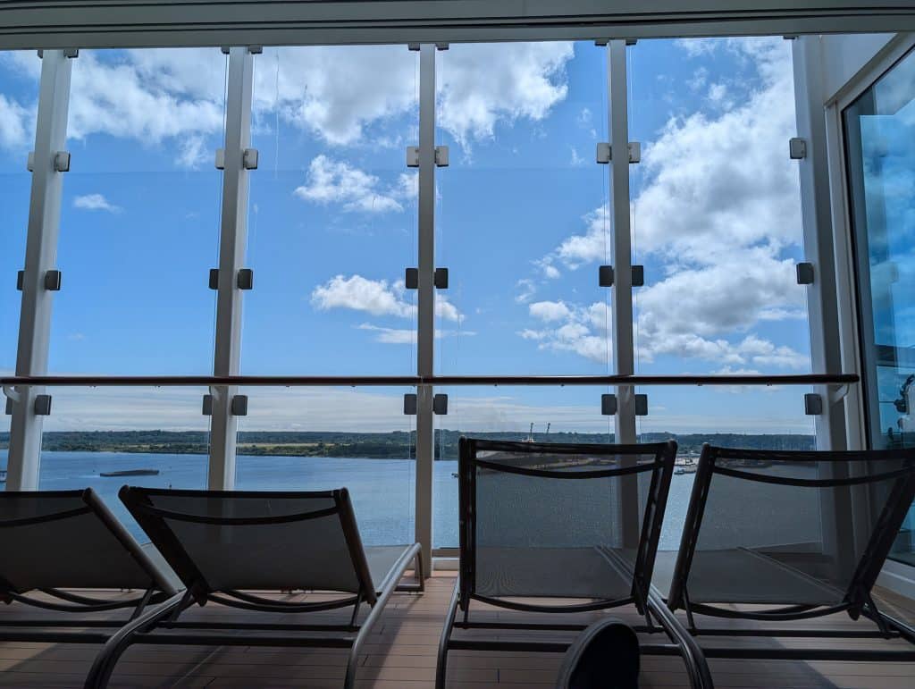 exterior views on celebrity apex