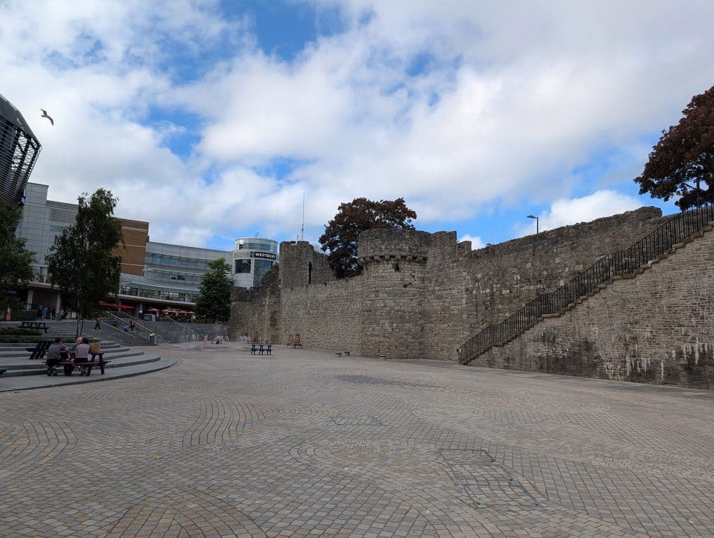 southampton historic city walls