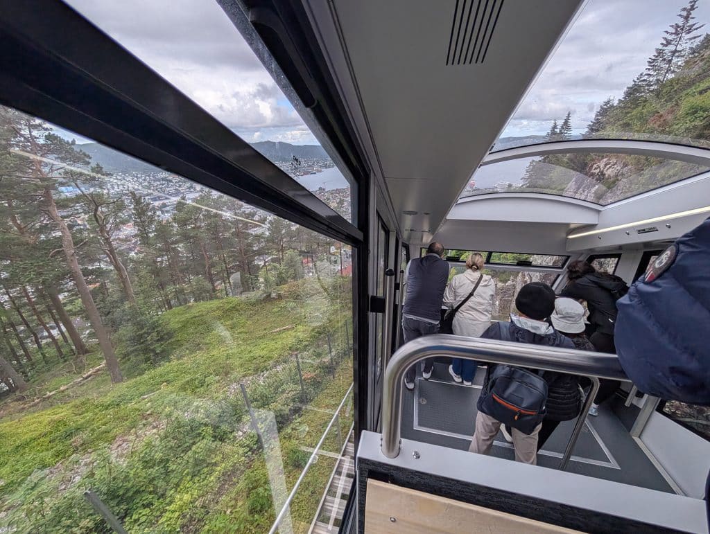 floibanen funicular down the mountain