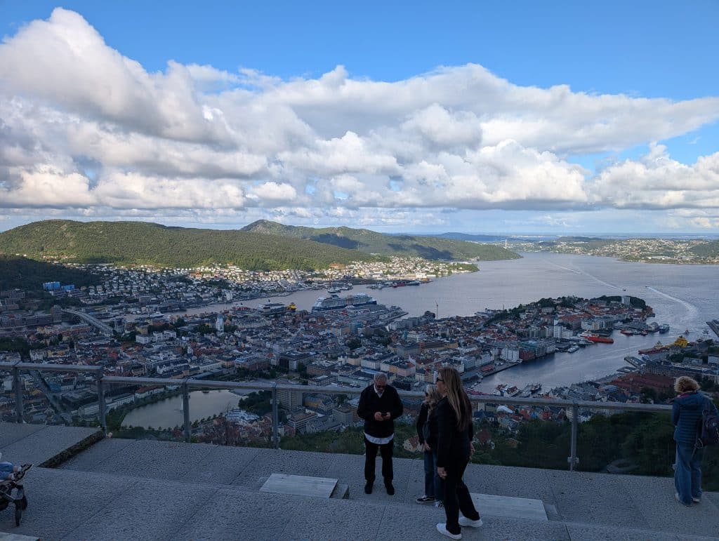floibanen viewpoint