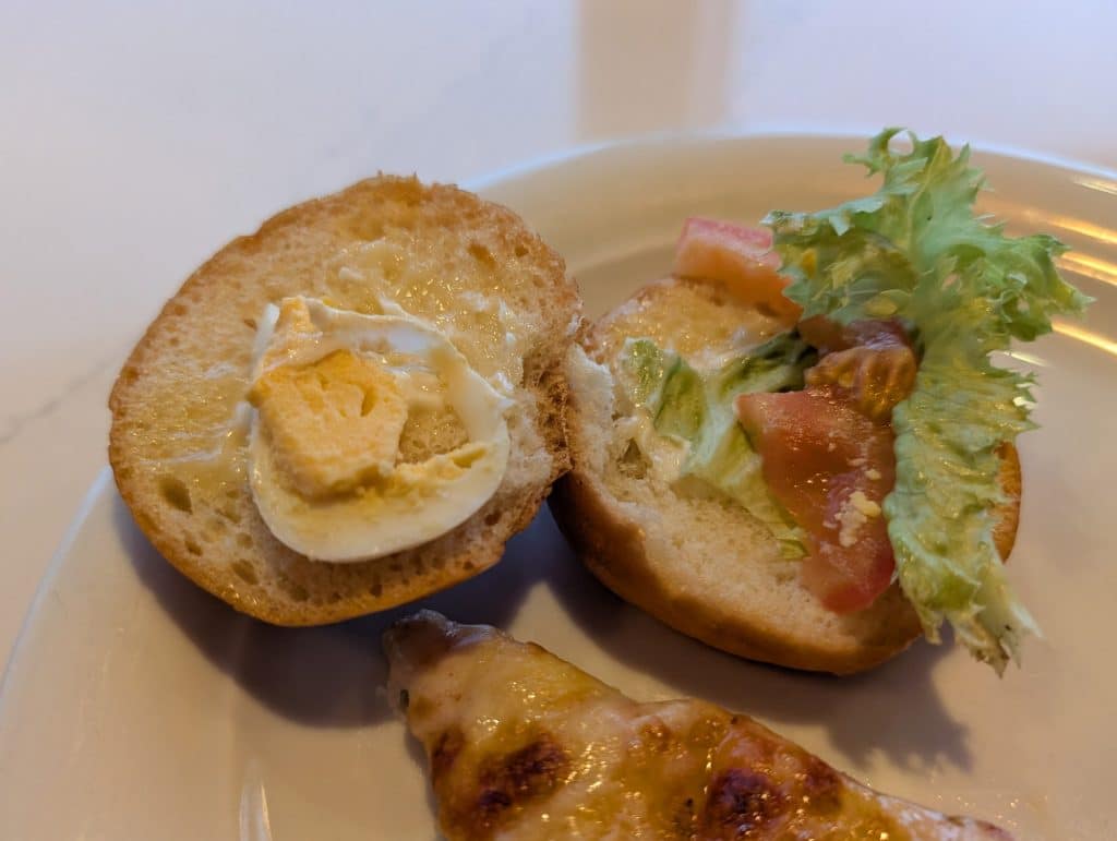 celebrity apex egg salad sandwich