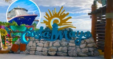 costa maya sign and carnival jubilee
