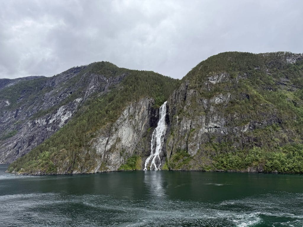 flam waterfall