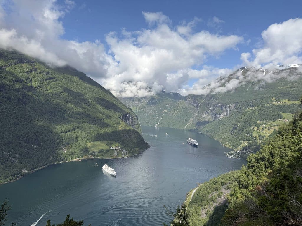 geiranger vesterasfjellet viewpoint