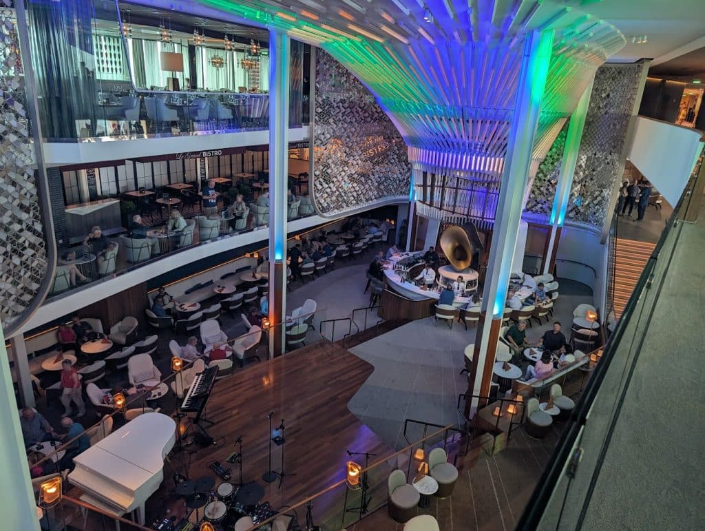 grand plaza on celebrity apex