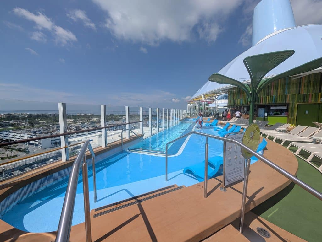 cloud 17 pool on star of the seas
